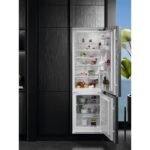 Вграден хладилник с фризер AEG OSC6N181ES , E , No Frost , Бял , Да - Image 3